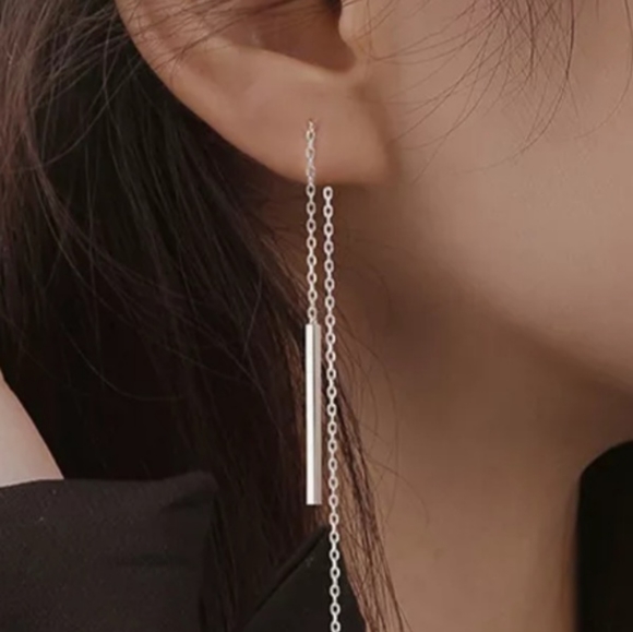 Silver rectangular bar shaped threader dangle earrings - Picture 3 of 4